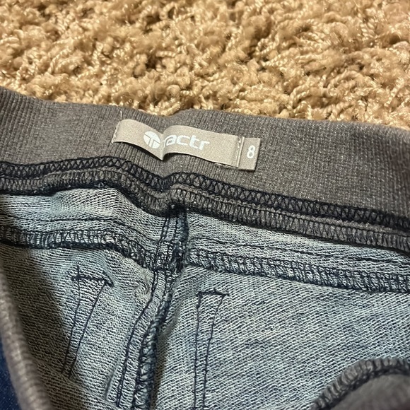 Tractr Denim leggings, size 8 like new - Picture 2 of 3